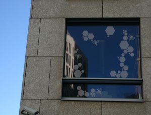 Fenstertattoo Summ Summ von Lovala